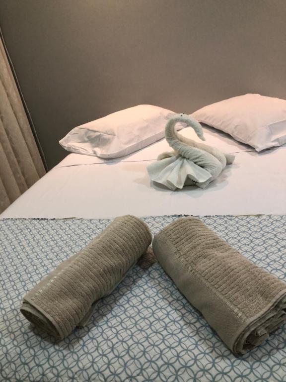  Apartamento 2 quartos de frente para o mar