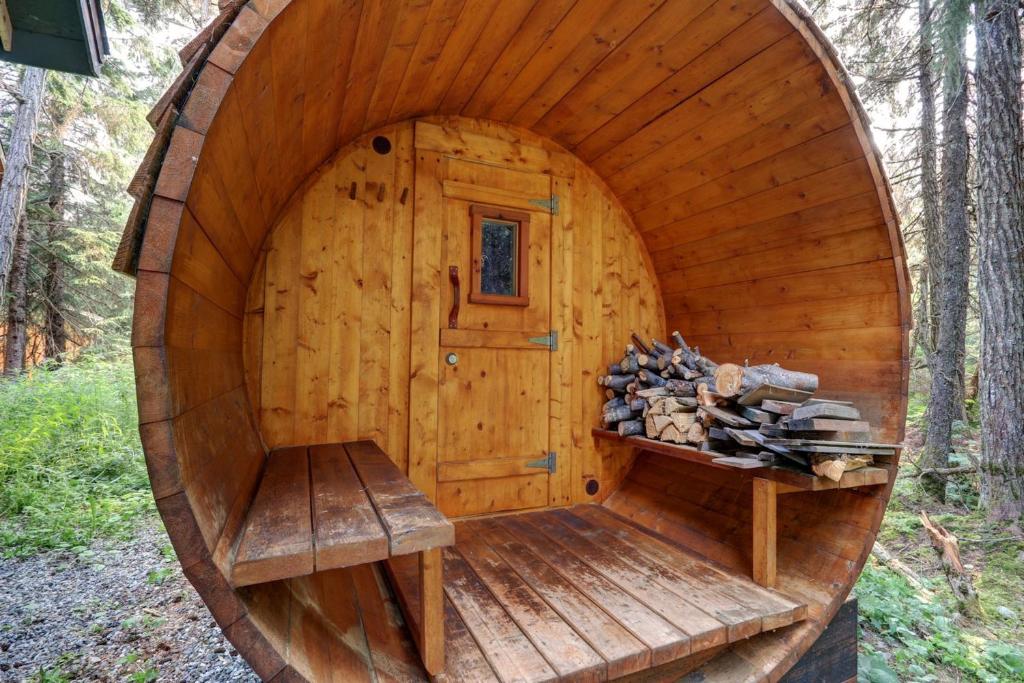Fotografie z fotogalerie ubytování Hanging Glacier Chalet v destinaci Girdwood