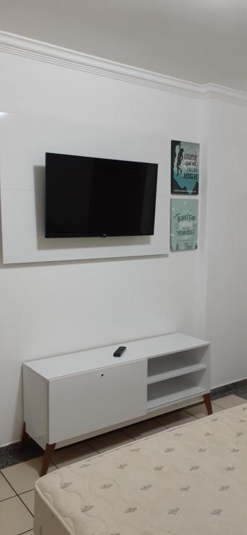  FLAT NO MELHOR DO RIO QUENTE 800m HOT PARK