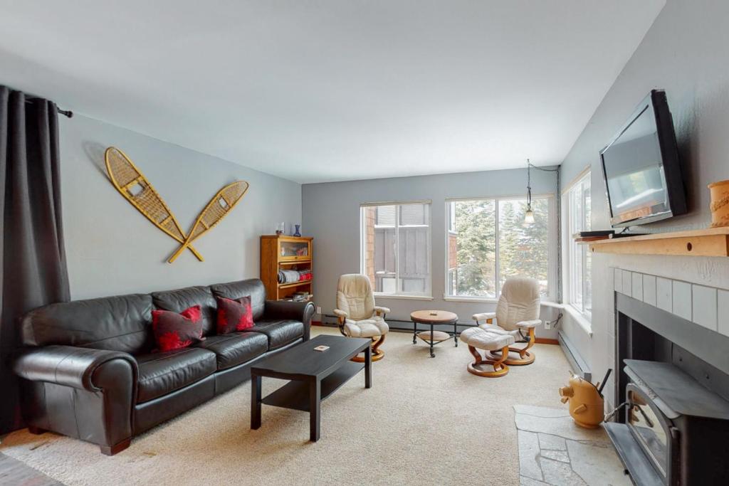 NorCal Charmer - Housity