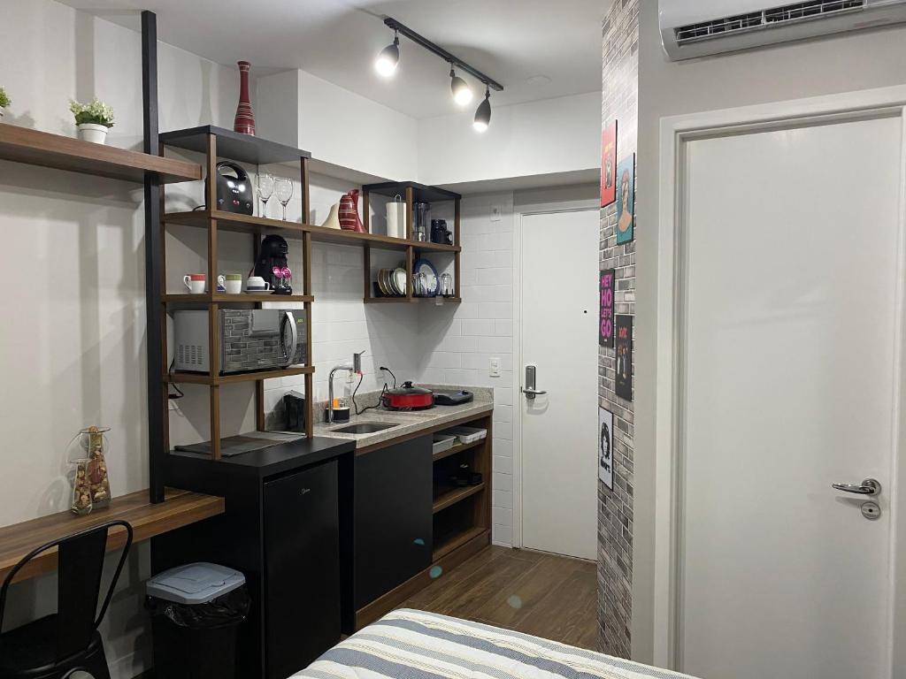  Studio estilo Indust. - Próx.Metrô - Perto de tudo