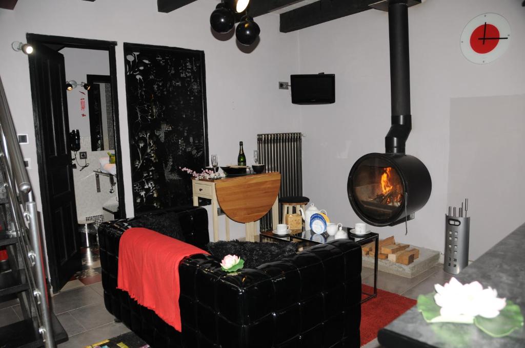Casas Rurales Entre Babia y La Luna - Casa De Un Dormitorio Con Vistas A La Montaña