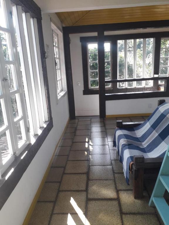  Casa 4 quartos a 200m da Orla Bardot