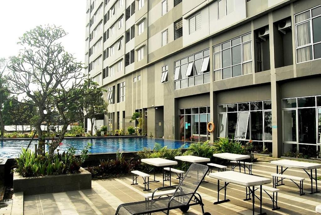 Studio Seventeen The Edge Apartment Cimindi Hilir Updated 22 Prices