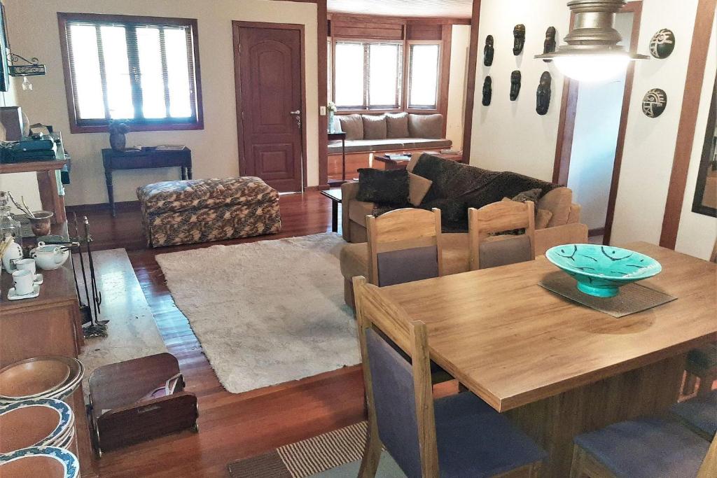  Linda casinha de campo em Miguel Pereira