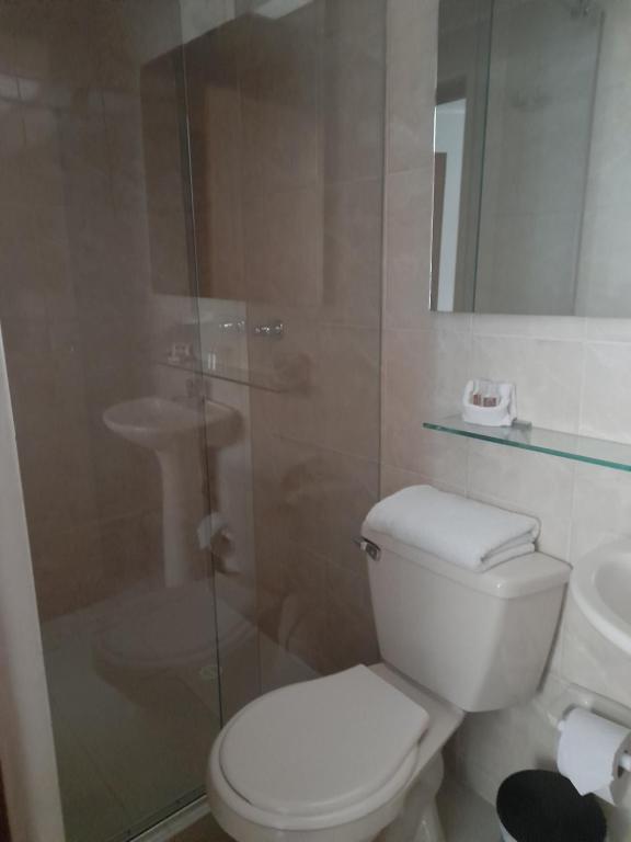 Koupelna v ubytování Hotel Confort Bogota