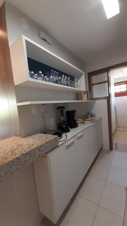  Reserva Timeantube - Praia do Forte - Apartamento 1/4 Cond. fechado