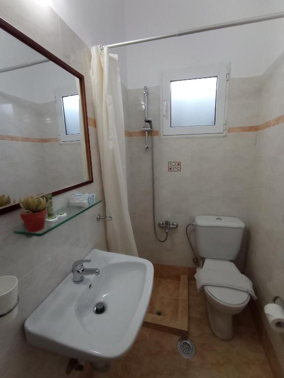 Łazienka w obiekcie Zoe Pension