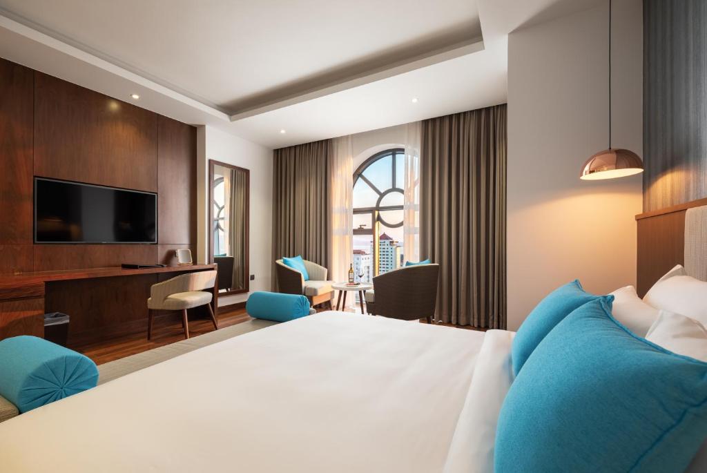 D'Lecia Ha Long Hotel - 8