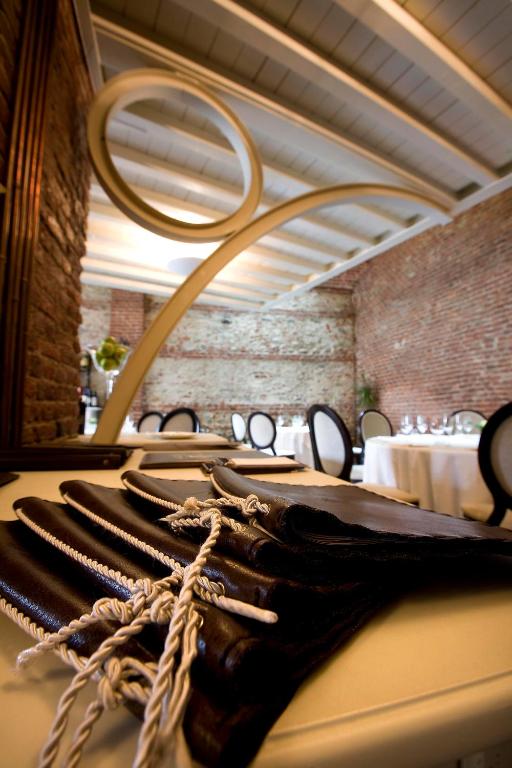 Posedenie v ubytovaní Hotel Cascina Di Corte