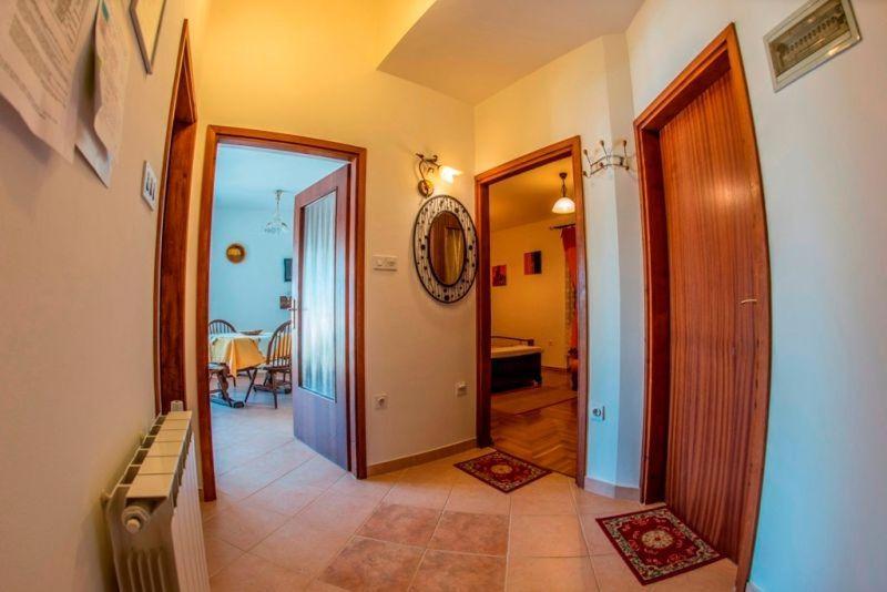 Fotografia z galérie ubytovania Beautiful-Banjole-Beachside-Apartment-A1-150m-from-the-beach v Banjole
