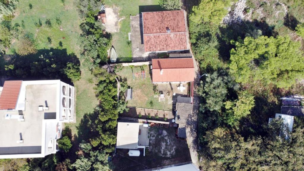 Widok z lotu ptaka na obiekt Holiday home Cvita
