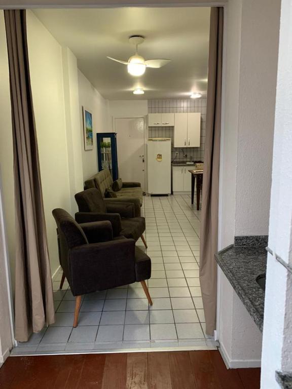  Lindo apartamento em Canasvieiras a uma quadra do mar - próximo ao Trapiche dos Barcos Piratas