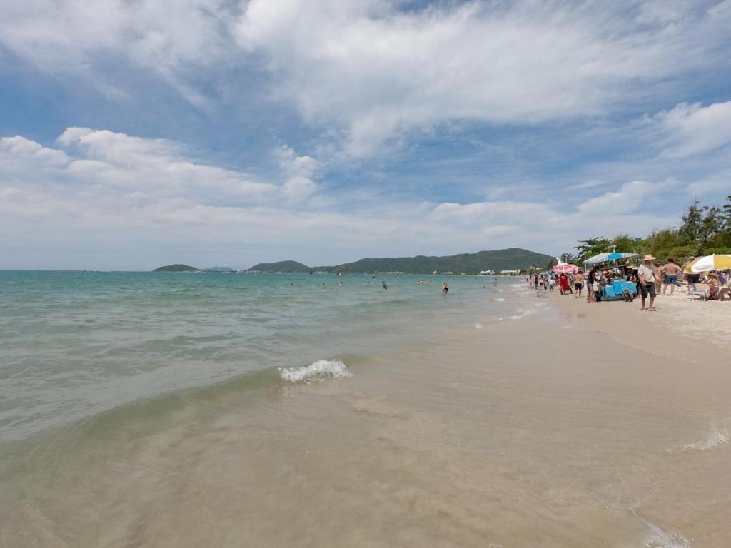 Lindo apartamento em Canasvieiras a uma quadra do mar - próximo ao Trapiche dos Barcos Piratas
