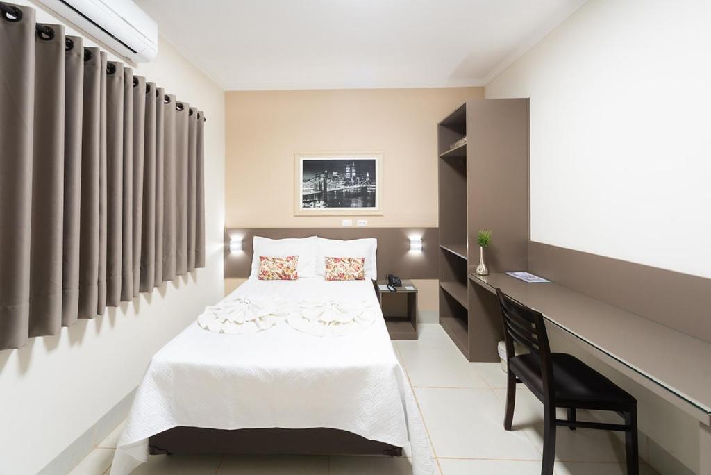  Caligio Hotel