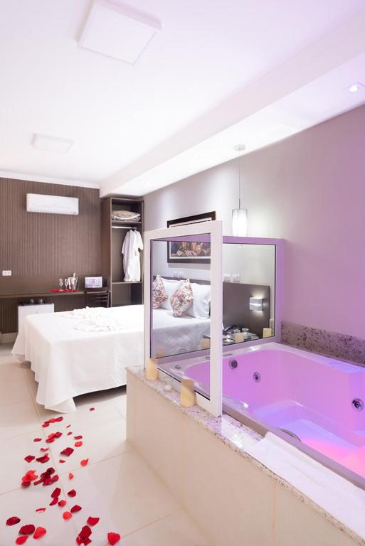 Caligio Hotel