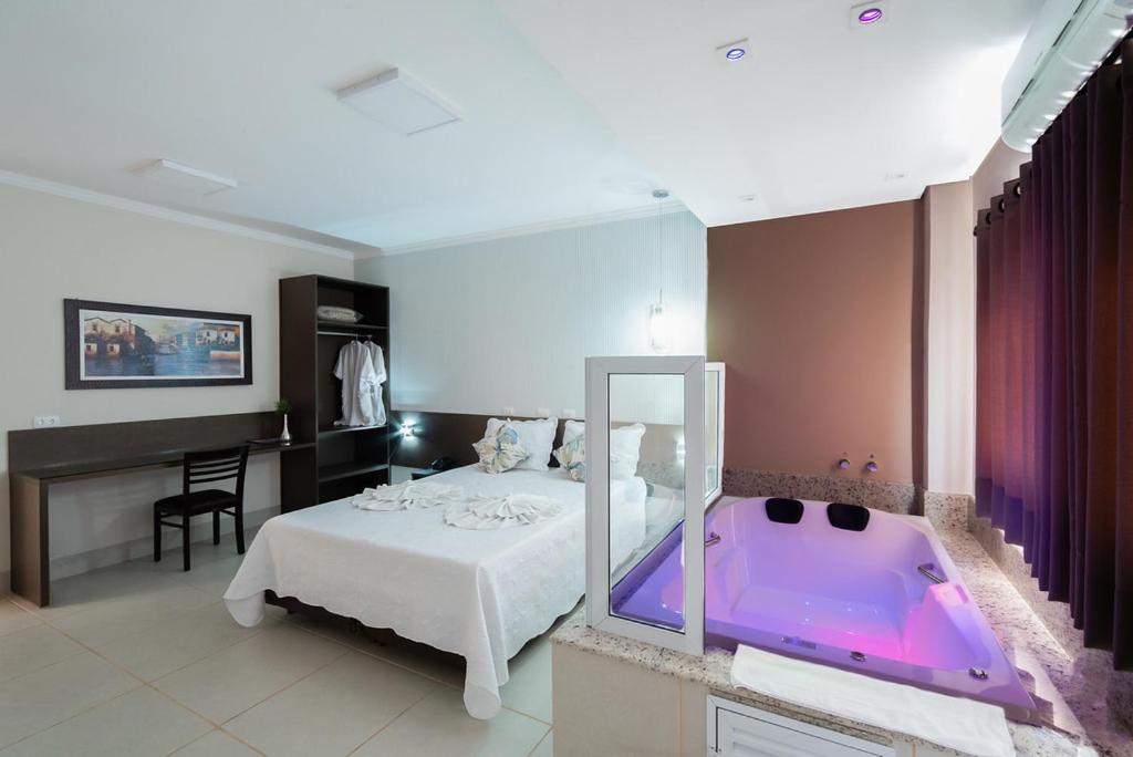  Caligio Hotel