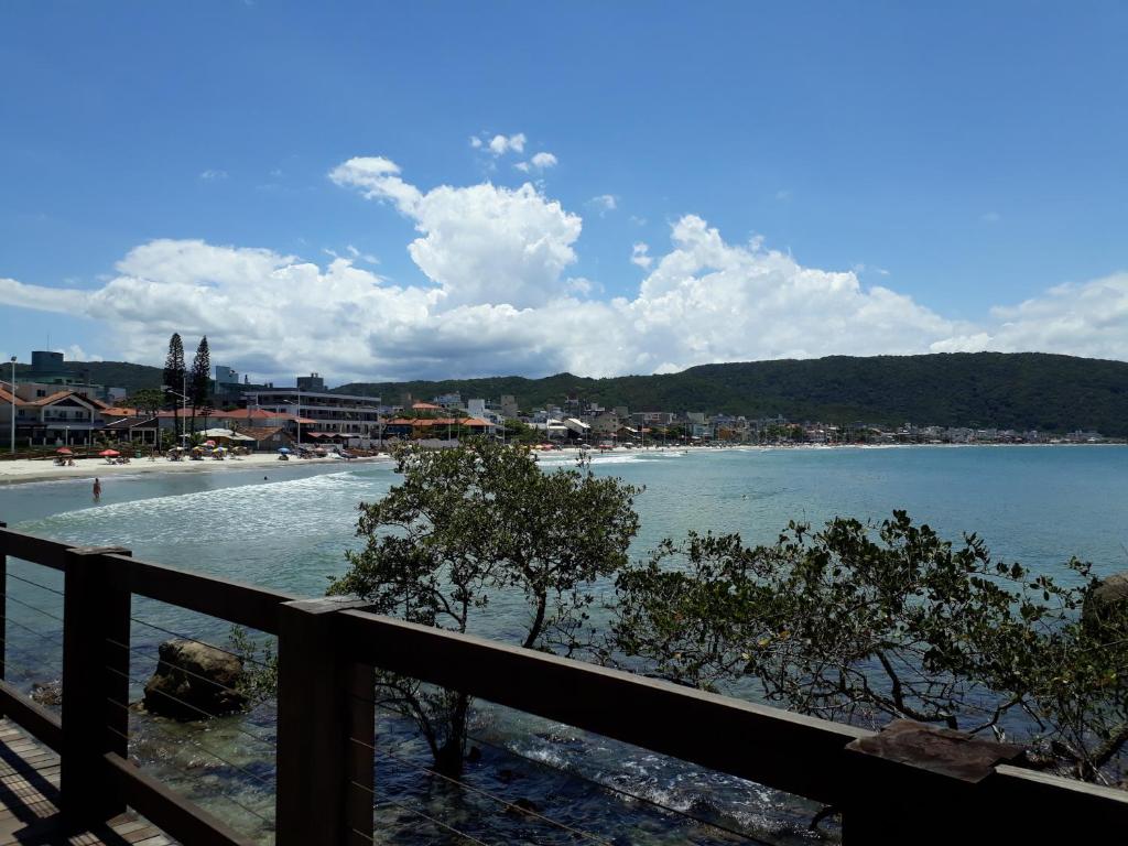  Praia de Bombas