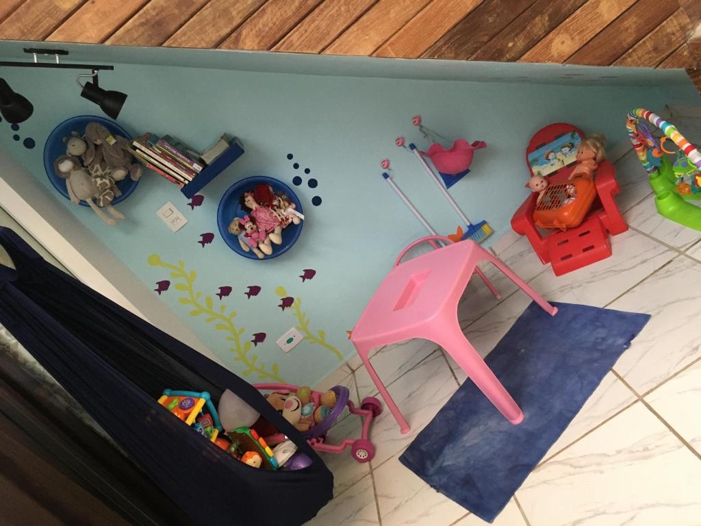  Suítes em casa de família Itamambuca