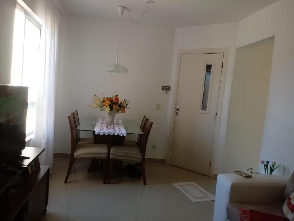  Apartamento Agradável Mobiliado - Praia do Sul