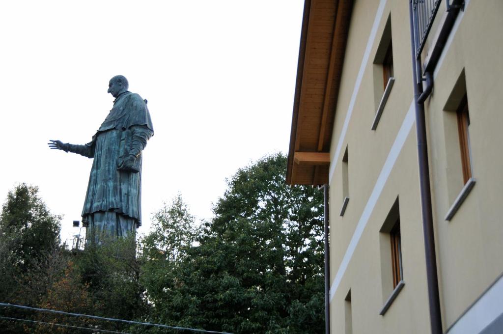 The building in which a szállodákat is located