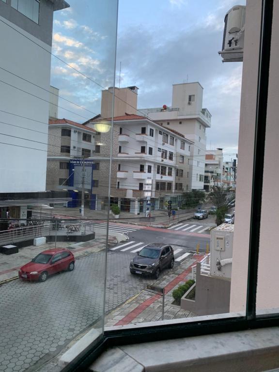  Lindo apartamento em Canasvieiras a uma quadra do mar - próximo ao Trapiche dos Barcos Piratas