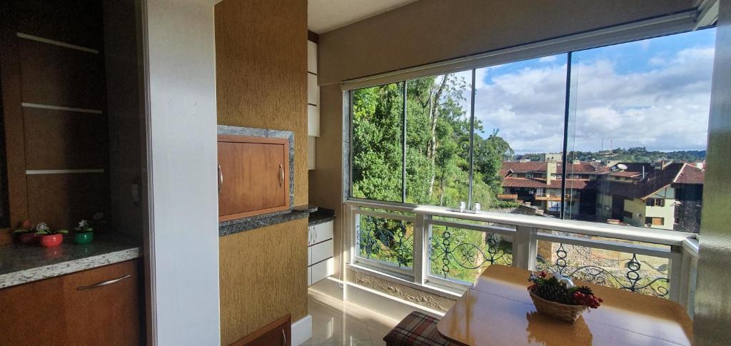 Cobertura na Borges de Medeiros - ( 3 quadras rua coberta )  Cobertura na Borges de Medeiros - ( 3 quadras rua coberta )