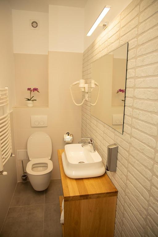 Manolle Boutique - Resim 33