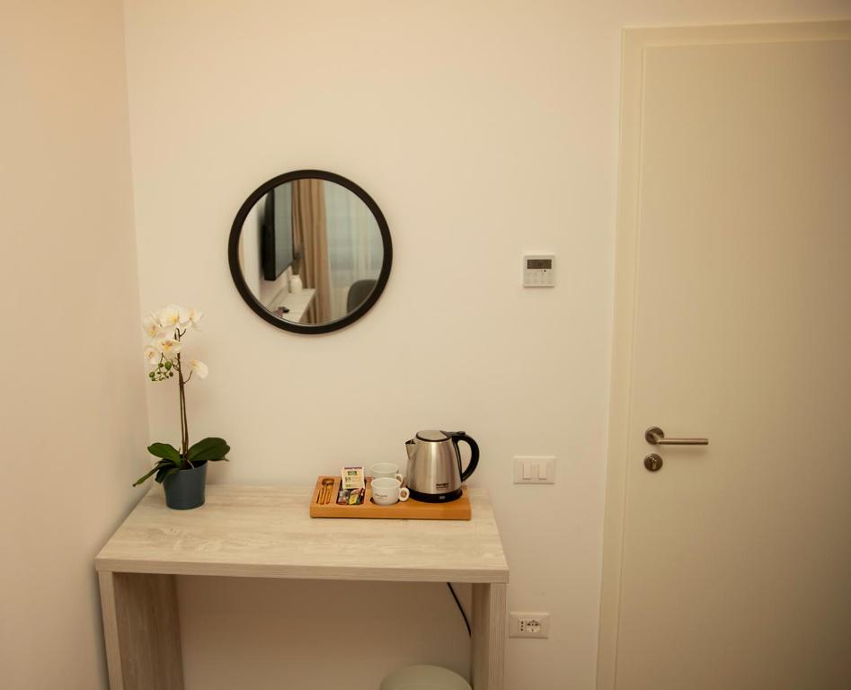 Manolle Boutique - Resim 32