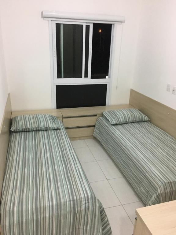  Apartamento no Muro Alto Condomínio Club