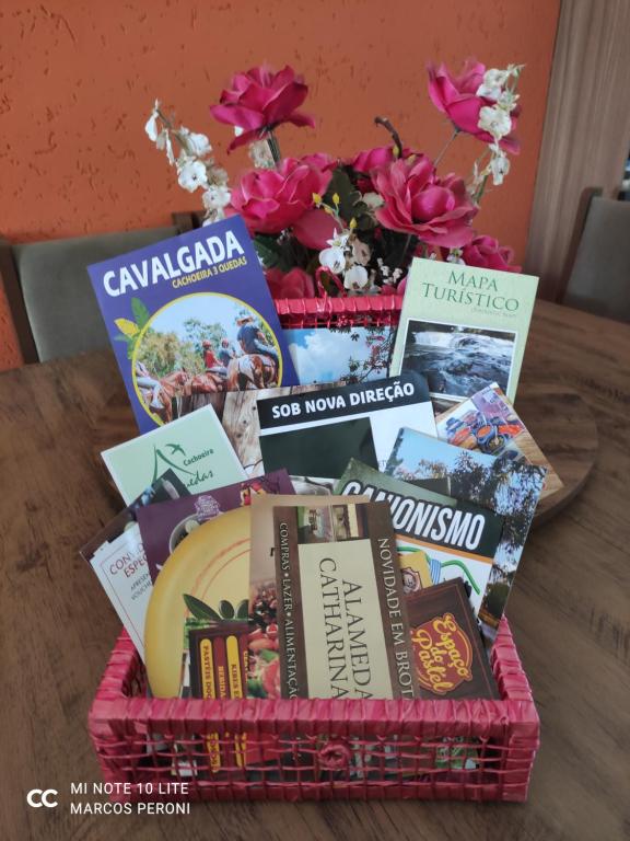  Recanto Pássaro Dourado