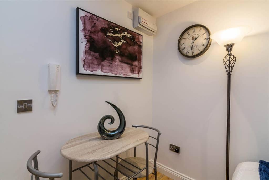 Long Row Apartments in Nottingham City Centre - Studio