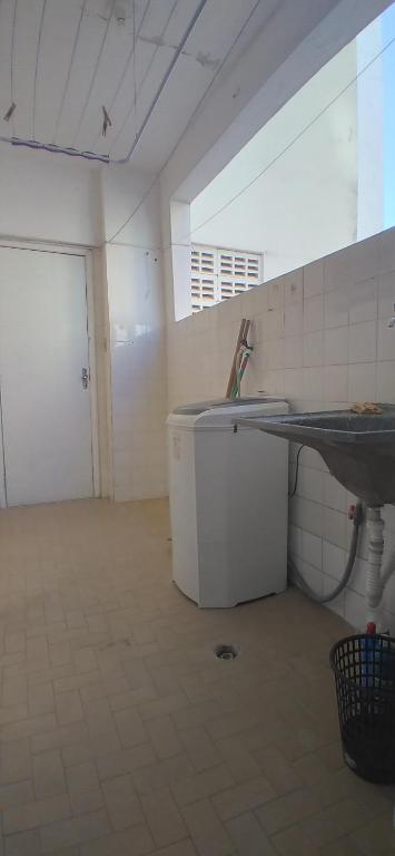  Apartamento localizado no porto da barra próximo ao mar