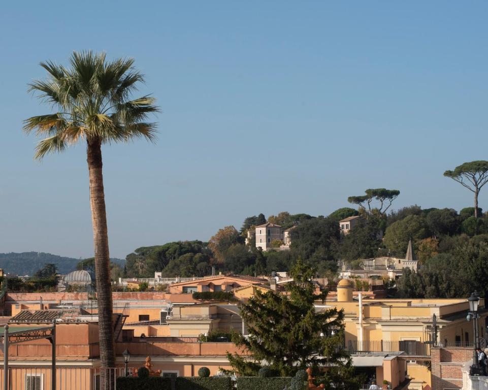 Hotel Scalinata Di Spagna - Two Connecting Rooms With Balcony And City View