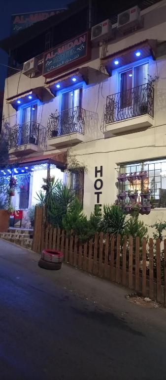 Budova, kde se hotel nachází
