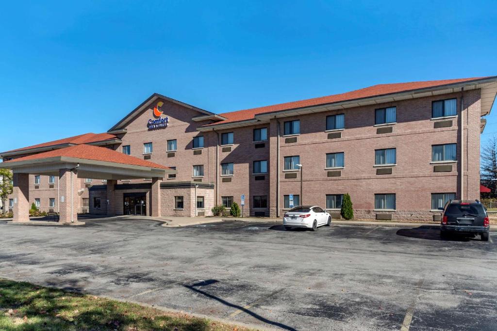Comfort Inn & Suites Lees Summit -Kansas City, Lees Summit – Updated 2023  Prices