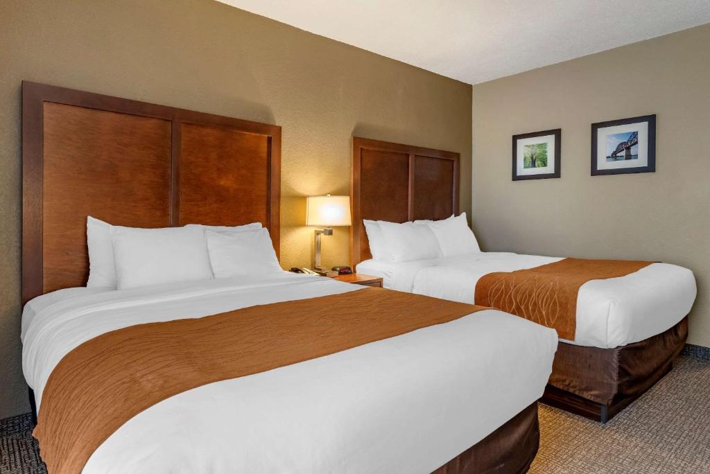 Postel nebo postele na pokoji v ubytování Comfort Inn