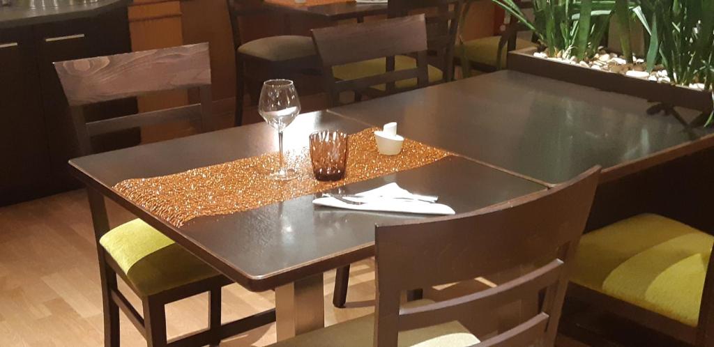 Restaurace v ubytování Escale Oceania Vannes Centre