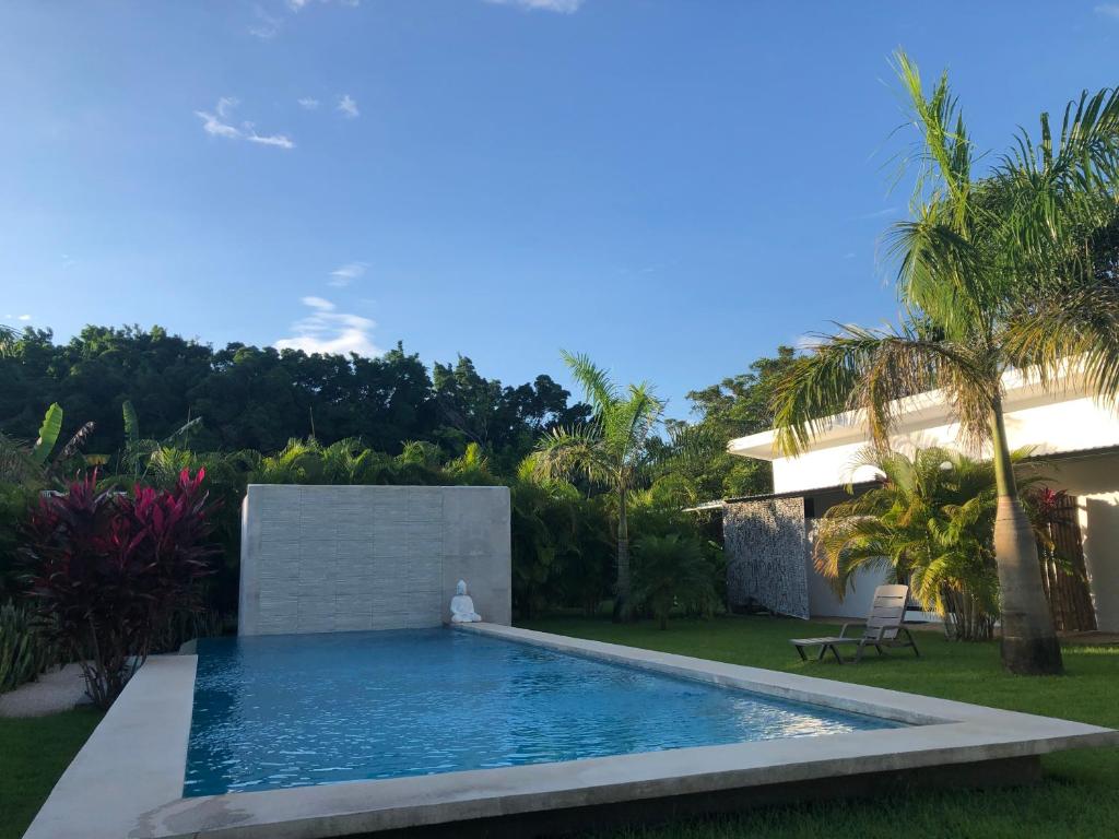 Bazén v ubytování Seahorse Resort Tamarindo nebo v jeho okolí
