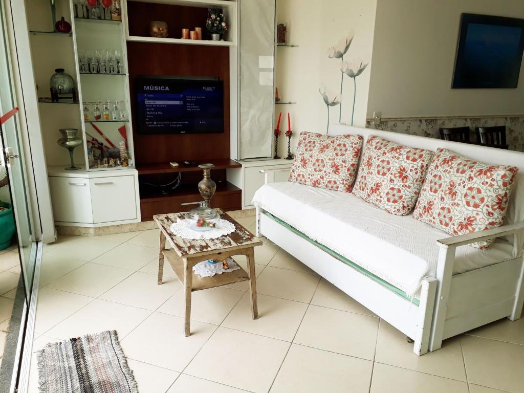  Cobertura em Canasvieiras - Vista para o Mar - 50 mtrs da Praia - Centro Canasvieiras