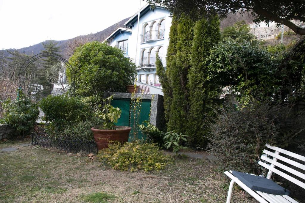 Nespecifikovaný výhled na hory nebo výhled na hory při pohledu z apartmánu