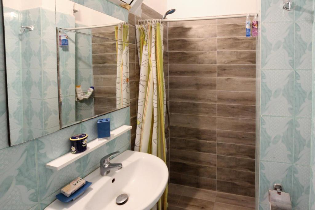 1 Bedroom Apartment with Fast Internet and Sea View Balcony in Durres - Imazhi 3