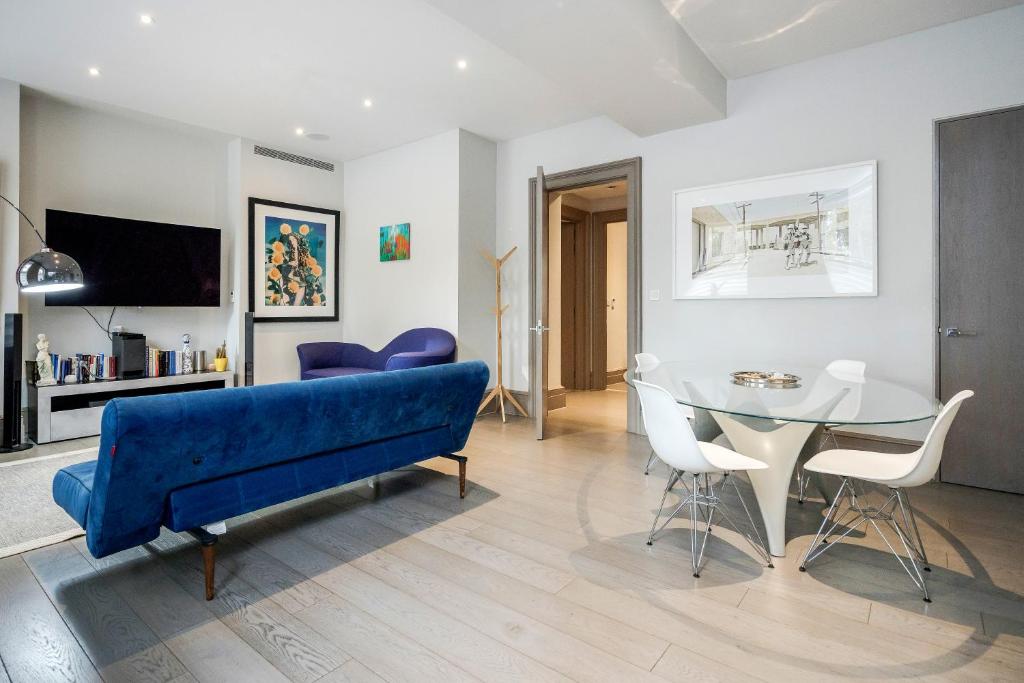 ✪ NEW! 2BR-2BA in Soho ✪ V-tour 360 at request!!!
