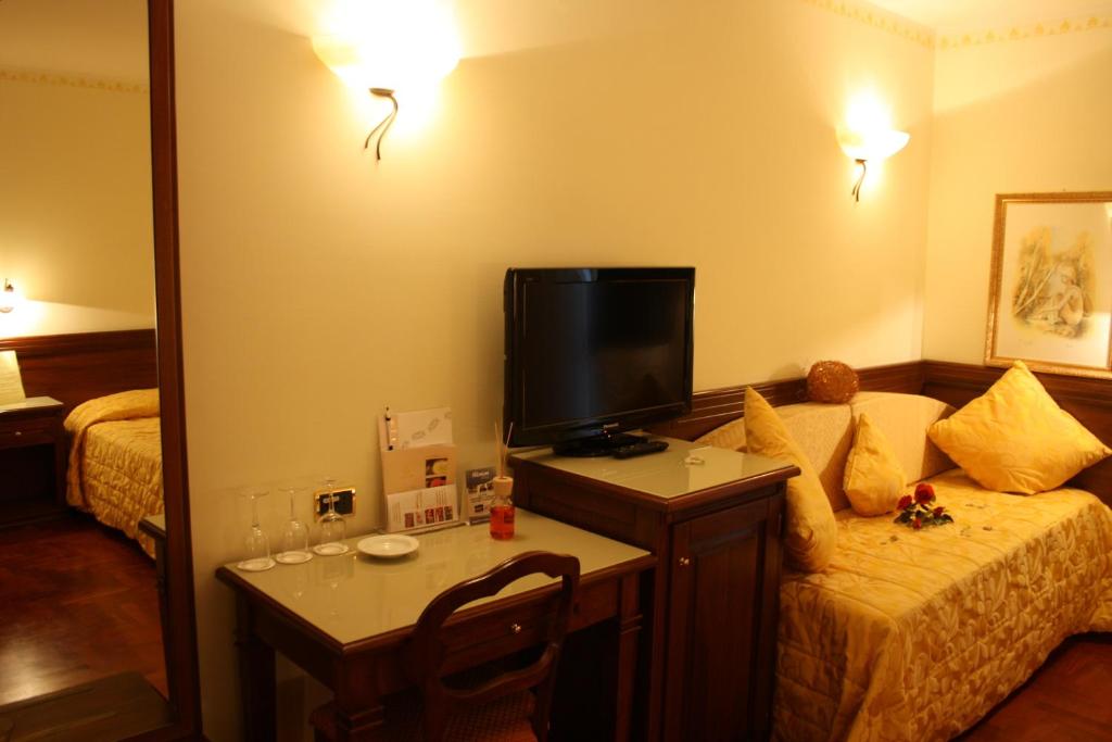 Regis Resort & Wellness - Triple Room