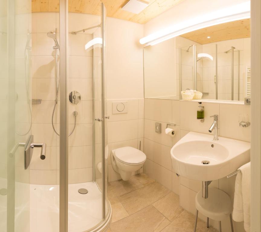Koupelna v ubytování Hotel Fortuna