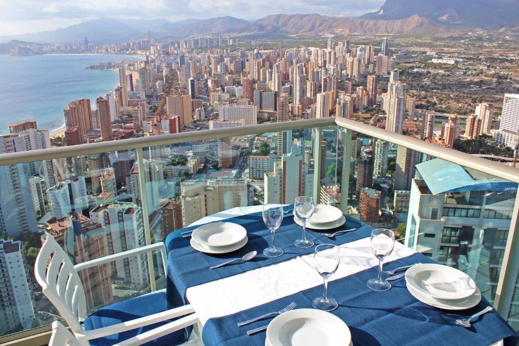 Amazing apartment on the 34th floor with private terrace and ...