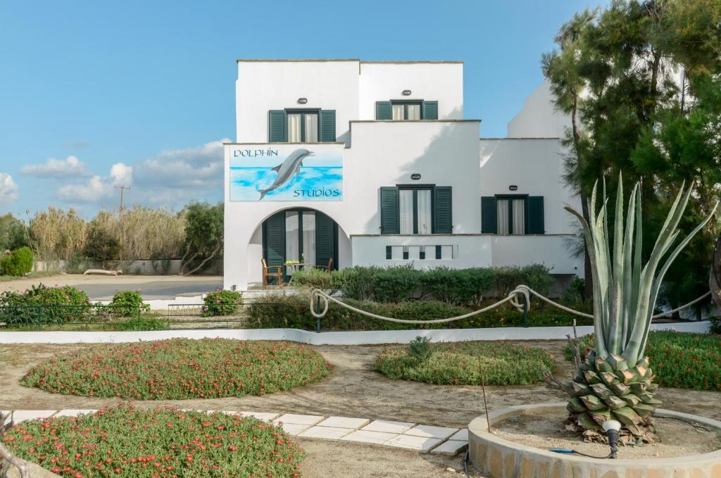 Vonkajšia záhrada v ubytovaní Dolphin Studios