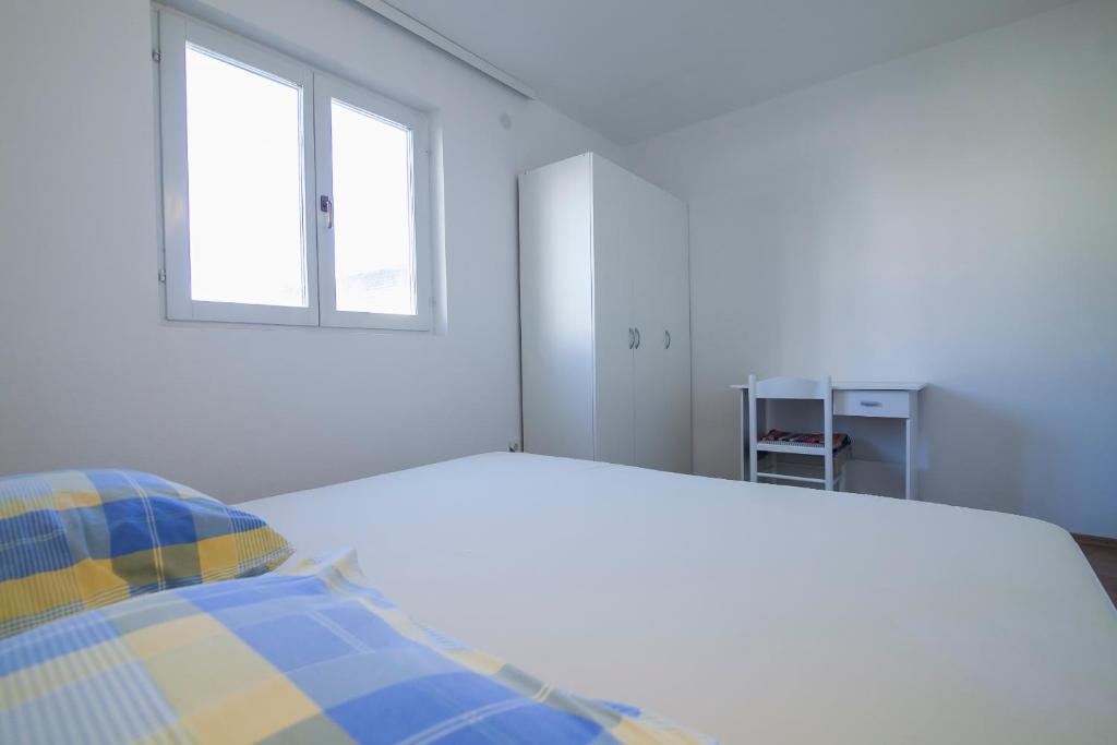 Apartments Radić - 14