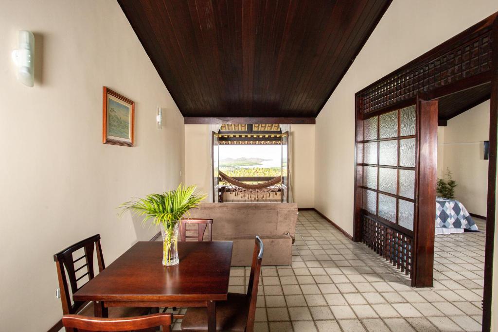  HOTEL CARNEIROS