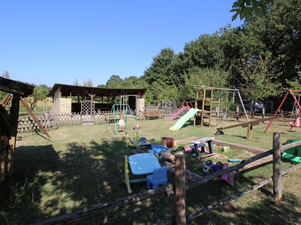 Detský kútik v ubytovaní Cozy Countryside Cottage in Todi